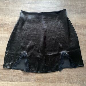 Double slit mini skirt